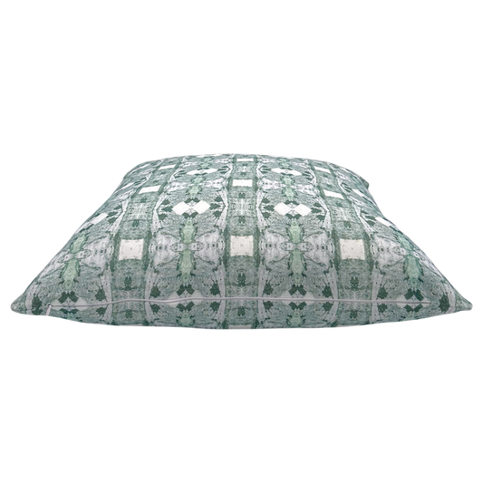 CUTTER DRUM Cover in Pistachio