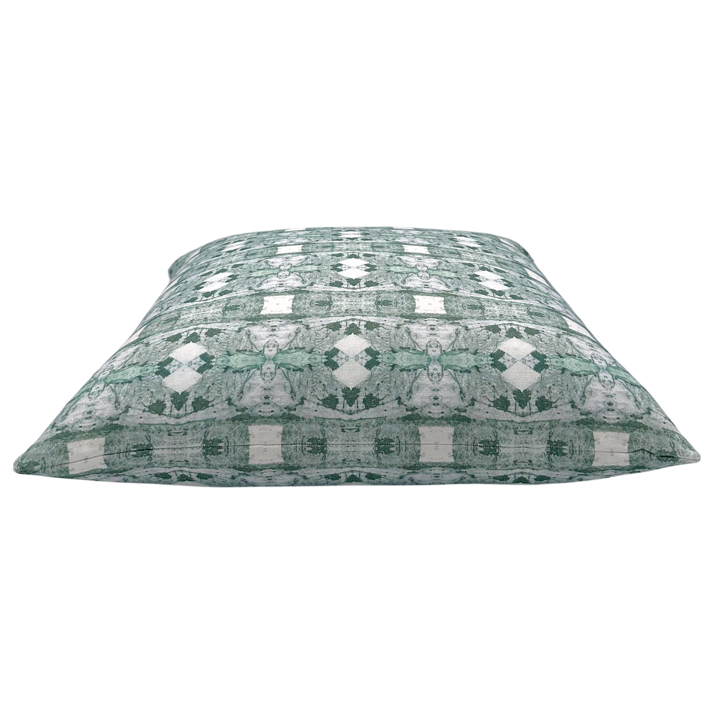 CUTTER DRUM Cover in Pistachio